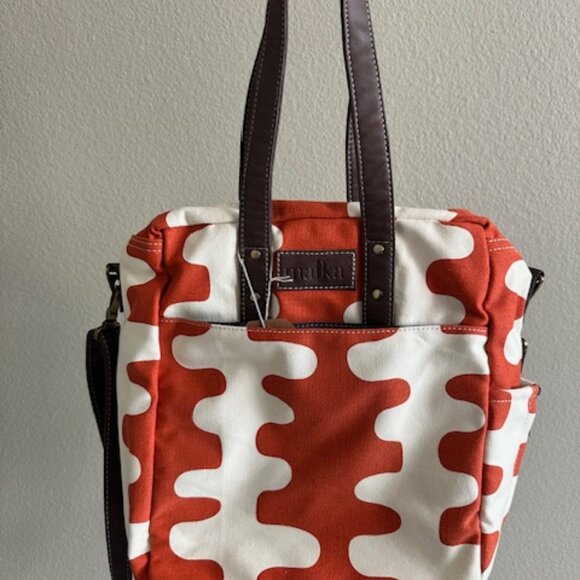 Maika Commuter Tote - Picture 5 of 14